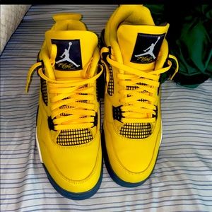 jordan 4 retro ‘lightning’